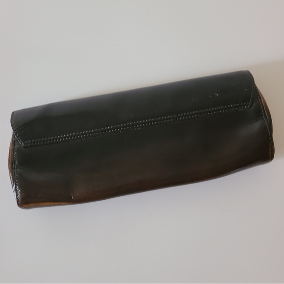 Ann Taylor EUC iridescent BEAUTIFUL clutch - Picture 3 of 6